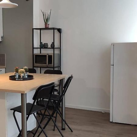 Logement 5 Personnes Proche Cv Et Parking Prive Lejlighed Saint-Etienne  Eksteriør billede